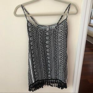 Women’s American Rag Macy’s Boulder Fest Black and White Flowy Printed Tank Top